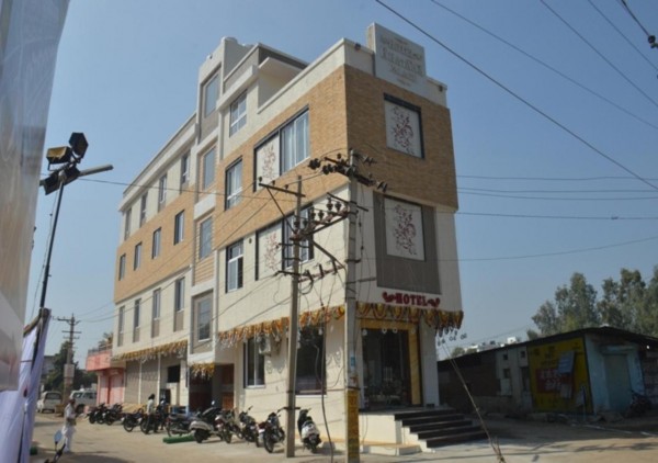 Hotel Khatana Palace