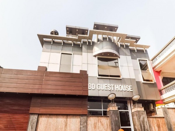 OYO Flagship 77446 BD GUEST HOUSE